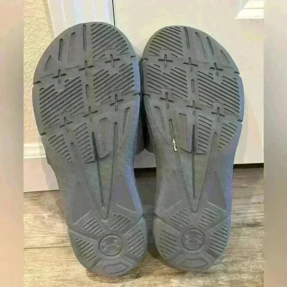Under Armor blue and grey sandals size 7 - Picture 7 of 8